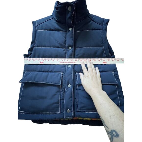 Toad & Co Men’s Forester Pass Vest,‎ Quilted navy Flannel Plaid Medium Small - Picture 2 of 10